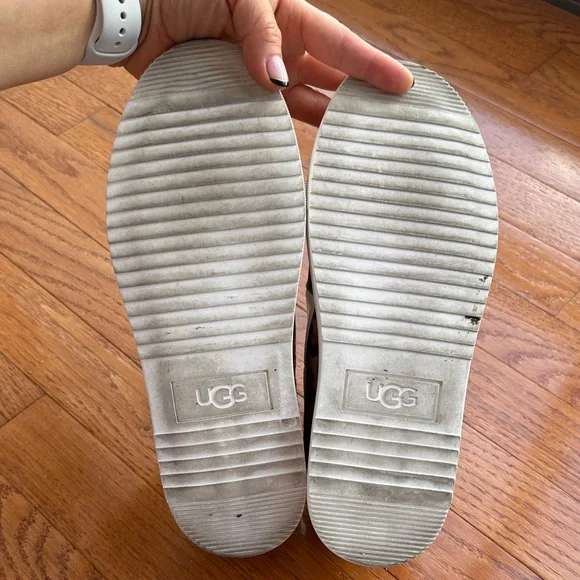 UGG Leopard Print Slip-On Sneakers size 7 - Picture 5 of 10